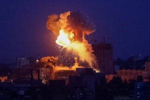 Nga thông báo với Mỹ về quyết định tấn công Kiev