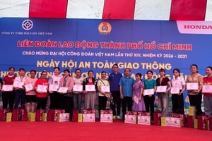 Công ty nhiều lao động nhất TP. HCM vừa tặng hơn 1.300 chỉ vàng cho nhân viên thay lời cảm ơn