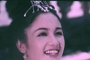 NSND sở hữu vẻ đẹp 'khuôn vàng thước ngọc' của điện ảnh Việt: Mua được nhà ở Hà Nội chỉ sau 2 bộ phim, U60 trẻ trung, viên mãn bên chồng doanh nhân hơn 15 tuổi
