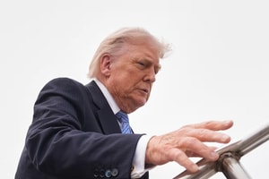 Ông Trump tiết lộ tình trạng sức khỏe, khẳng định mọi thứ đều 'hoàn hảo'