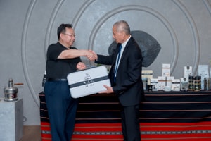 Ấn tượng với 'cà phê ngoại giao' của ông Đặng Lê Nguyên Vũ, lãnh đạo Bắc Kinh đề xuất hỗ trợ Trung Nguyên Legend thực hiện bước đi đặc biệt này