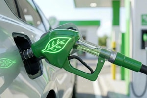 Lo xe hỏng vì xăng E10? Quốc gia này đã dùng tới E32, 70 triệu xe chạy bằng nhiên liệu pha cồn