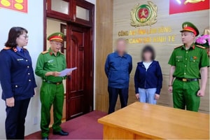 Khởi tố 2 chủ cửa hàng kinh doanh thời trang