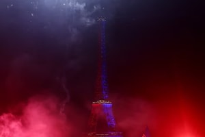 Hàng trăm người bị thương: Bạo loạn bao trùm Paris sau chiến thắng của CLB Paris Saint-Germain