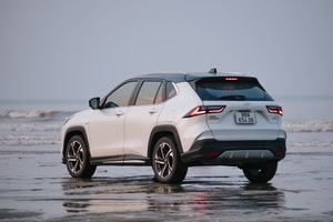 Toyota báo tin vui tại Việt Nam: Bán gần 6.000 xe trong tháng 5, mẫu xe này tiếp tục dẫn đầu doanh số