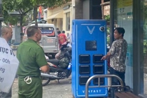 Sau đơn trình báo của lãnh đạo V-GREEN, công an lập tức bắt được đối tượng đập phá hơn 10 tủ đổi pin xe VinFast