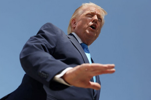 Ông Trump tuyên bố không lo đàm phán với Iran đổ vỡ, đưa ra nhận định về giá dầu sắp tới
