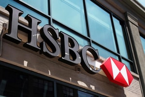 HSBC bị truy tố, hé lộ nghi án 'rút ruột' ngân hàng trung ương