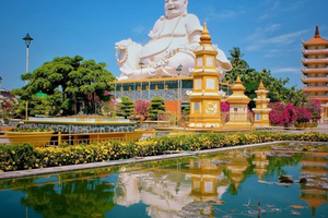 Lần đầu tiên trong lịch sử, Việt Nam có một công trình tâm linh đứng chung bảng xếp hạng với Trung Quốc về quy mô lớn nhất thế giới