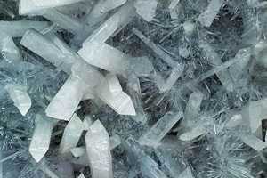 Trung Quốc phát hiện nguồn nguyên liệu chiến lược cho chip bán dẫn và pin mặt trời ngay trong nước