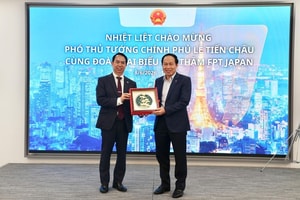 Vừa đặt chân tới Nhật Bản, Phó Thủ tướng thăm FPT của Chủ tịch Trương Gia Bình, nhấn mạnh một mong muốn đặc biệt