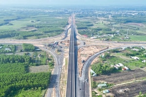 Vành đai chiến lược của Đông Nam Bộ đi qua thành phố trẻ nhất Việt Nam nỗ lực về đích