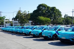 Một doanh nghiệp vận tải quyết tâm đặt mua 2.000 xe điện VinFast, tuyên bố đây là ‘xu hướng phát triển tất yếu’