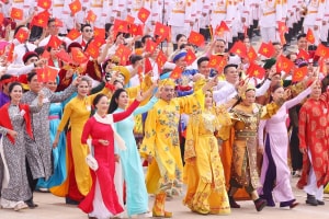 Bộ Nội vụ đề xuất bổ sung thêm 1 ngày nghỉ hưởng nguyên lương vào Bộ luật Lao động