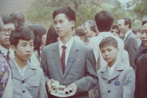 'Thần đồng' người Việt duy nhất giành giải đặc biệt Olympic Toán quốc tế: Gần nửa thế kỷ chưa ai lặp lại, người thầy đứng sau loạt Huy chương Vàng của hậu thế