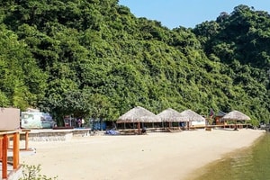 Việt Nam có 1 bãi biển hoang sơ ít người biết lọt top thế giới, trong năm nay sẽ mở cửa đón khách