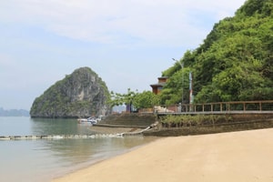 Bãi biển kín tiếng 'đẹp nhất thế giới' của Việt Nam vừa được quốc tế vinh danh, có thông báo mới