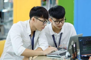 Ngành học tại Việt Nam ‘khát’ tới 700.000 nhân lực: Sinh viên ra trường được săn đón, mức lương 15-40 triệu/tháng