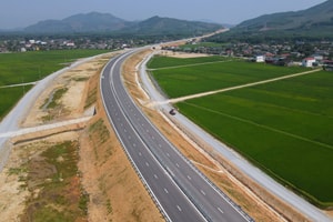 Một doanh nghiệp vừa bị 'trùm' đầu tư đường bộ cao tốc tại Việt Nam cấm thầu 3 năm