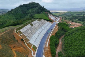 Cao tốc nối ‘rừng - biển’ đầu tiên của Việt Nam đón tin vui lớn