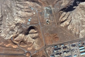 Iran niêm phong kho uranium, gài mìn bảo vệ trước nguy cơ Mỹ thu giữ vật liệu hạt nhân