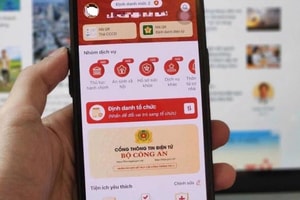 Hôm nay, hàng triệu thuê bao điện thoại bị khóa một chiều