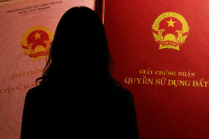 Chính thức khởi tố viên chức Văn phòng đăng ký đất đai SN 1987