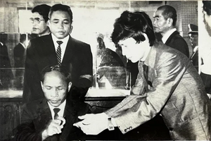 'Cây đại thụ' dẫn Thời sự đời đầu của VTV: Từng là công nhân xí nghiệp, con trai là MC, BTV nổi tiếng cả nước