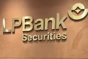 Hơn 1.000 nhà đầu tư tham gia, LPBS chào bán thành công gần 142 triệu cổ phiếu IPO