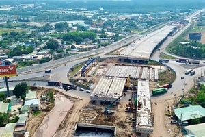 Tháng này, hạng mục quan trọng của tuyến cao tốc hơn 57km kết nối siêu sân bay Long Thành sẽ hoàn thành