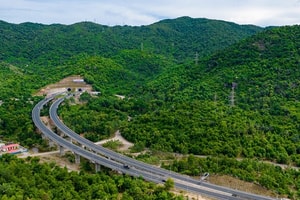 Đèo Cả đặt mục tiêu doanh thu hơn 14.000 tỷ năm 2026, chuẩn bị tham gia nhiều dự án cao tốc, đường sắt
