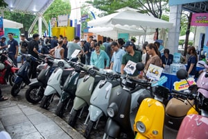 VinFast tuyển người lái thử các mẫu xe điện, trả lương lên tới hơn 200 triệu đồng