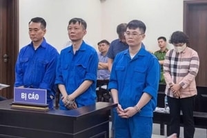 Tuyên phạt án tù cựu Phó Chủ tịch UBND phường và 5 cựu cán bộ tại Hà Nội