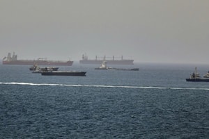 Iran tuyên bố đóng eo biển Hormuz sau chưa đầy 1 tuần mở lại