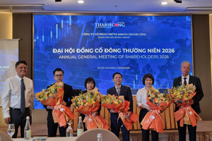 CTCK thay cả 5 thành viên HĐQT, cổ đông lớn úp mở vai trò chi phối trở lại