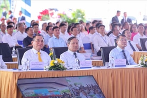 Cùng Thủ tướng bấm nút khởi công 5 tuyến metro tại Hà Nội, ông Phạm Nhật Vượng giàu thêm 50.000 tỷ đồng