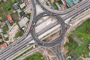 Sắp hoàn thành nút giao 1.900 tỷ trên tuyến giao thông huyết mạch 113km nối Hà Nội - Hải Phòng