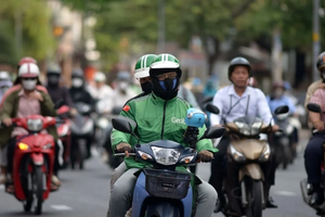 Hàng triệu người bán hàng online, tài xế công nghệ có thể phải đóng thêm một khoản bắt buộc