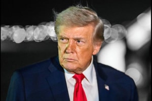 Iran gay gắt: Eo biển Hormuz không phải 'sòng bạc riêng' của ông Trump
