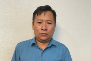 Thi hành lệnh bắt giam đối tượng SN 1982 làm thẻ đảng viên, bằng thạc sĩ giả để vào vai cán bộ công tác tại cơ quan Trung ương