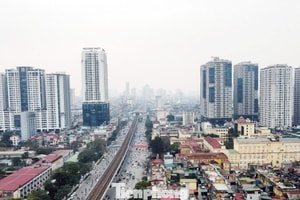 Bất động sản đối mặt nhiều 'sức ép', giao dịch khó bứt phá