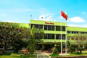 Đình chỉ giao dịch cổ phiếu của 2 doanh nghiệp từng là tên tuổi lớn