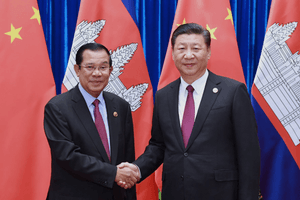 Ông Hun Sen bất ngờ sang Trung Quốc gặp Chủ tịch Tập Cận Bình để làm gì?