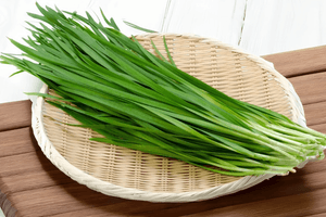 Loại rau mọc quanh bờ rào, được ví ‘nhân sâm nhà nghèo’, giá chỉ 25.000 đồng/1kg