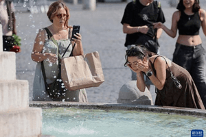 Hơn 1.300 người tử vong bất thường vì nắng nóng chưa từng có, các nhà tang lễ ở Paris quá tải, máy điều hòa Trung Quốc ‘cháy hàng’ ở châu Âu
