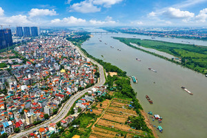 Thu hồi 8.000ha đất, di dời hơn 200.000 người dân làm đại lộ sông Hồng 730.000 tỷ: Hà Nội cần làm gì bảo vệ hành lang thoát lũ?