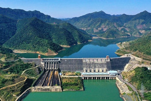 Hồ thủy điện nổi tiếng của Việt Nam có dung tích 9,26 tỷ m³, được ví như 'vịnh Hạ Long' sắp trở thành Khu du lịch quốc gia