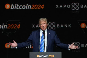 Gia đình Tổng thống Mỹ Trump có thu nhập 1,4 tỷ USD từ các dự án tiền mã hóa