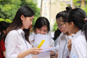 Bộ GD&ĐT công bố bảng bách phân vị: 27,5 điểm tổ hợp A00 tương đương 25,75 điểm ở tổ hợp C00, D01