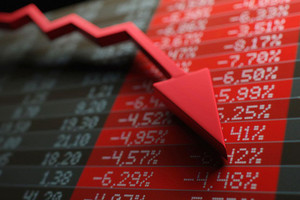 Gần 700 cổ phiếu giảm giá trong tháng 6, VFS khuyến nghị duy trì ít nhất 50% tiền mặt